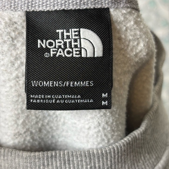 The North Face Light Gray crop top sweater - Picture 4 of 4